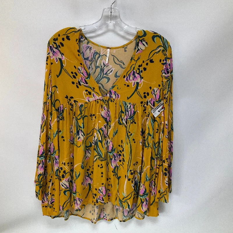 Top Long Sleeve By Free People In Yellow, Size: S