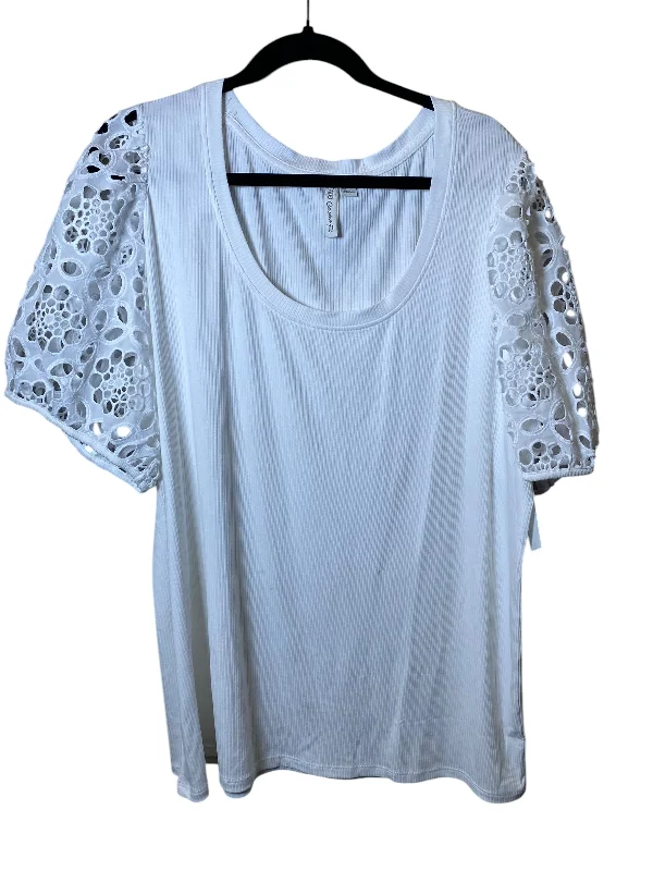 Top Long Sleeve By Cato In White, Size: 3x