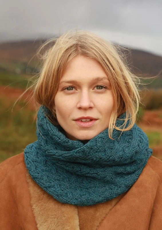 Aran Infinity Cable Scarf | Irish Sea